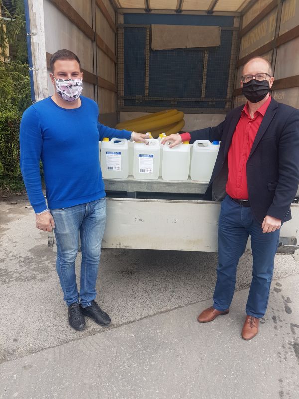 Zdjęcie wspólne dar Tech-Bud